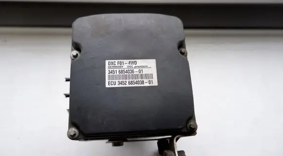 BMW 5 F10 F11 ABS Pump 6854038