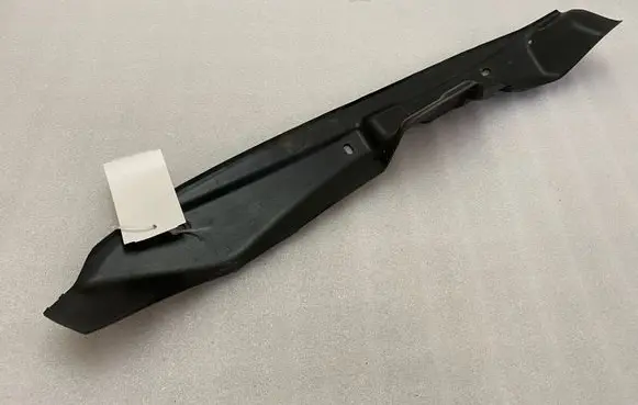 Volvo XC90 Fender end trim 31353953
