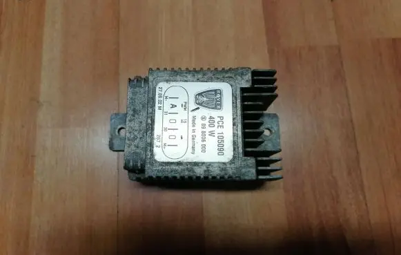 Coolant fan relay