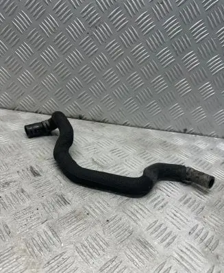Coolant pipe/hose