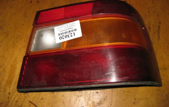 Hyundai Pony Rear/tail lights