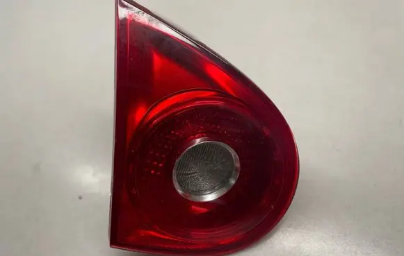 Volkswagen Golf V Tailgate rear/tail lights 1K6945093F