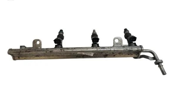 Nissan Qashqai Fuel injector supply line/pipe FBY2850