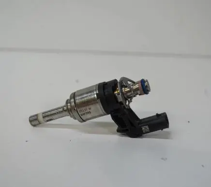 Volkswagen Jetta VII Fuel injector 04E906036AL