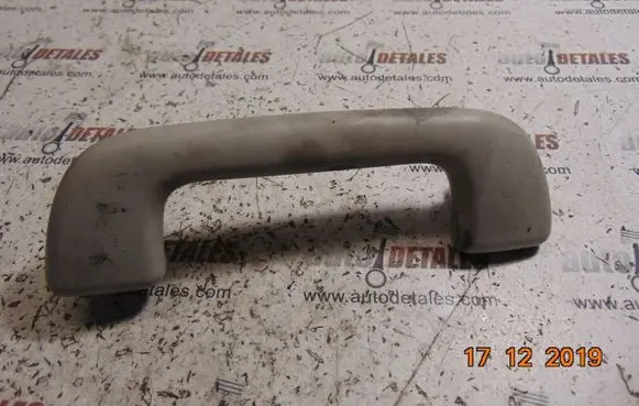 Honda CR-V Rear interior roof grab handle