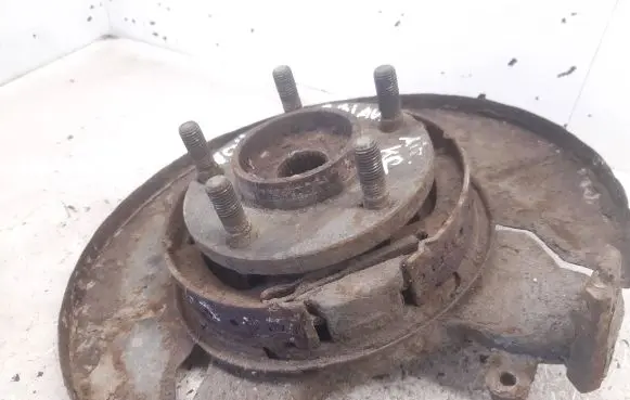 Chrysler Voyager Rear wheel hub spindle/knuckle 