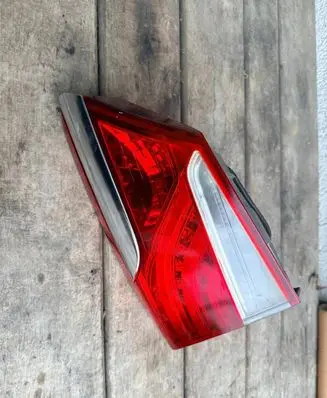 Hyundai i40 Tailgate rear/tail lights 924033Z001