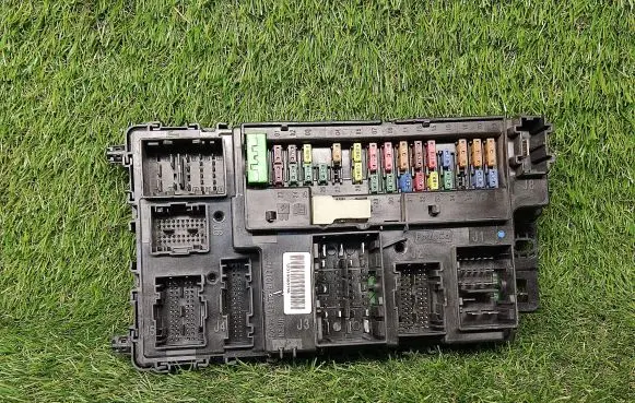 Ford Fusion II Power management control unit DG9T15604DL