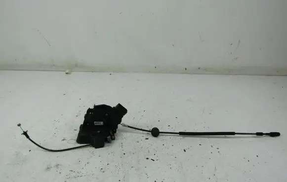 Ford Focus Front door lock 7M5AR2181AA
