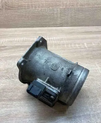 BMW 7 E38 Mass air flow meter 8ET00914221