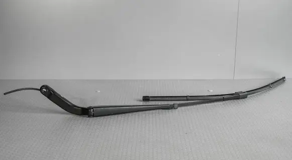 Mercedes-Benz Sprinter W907 W910 Front wiper blade arm A9108203200