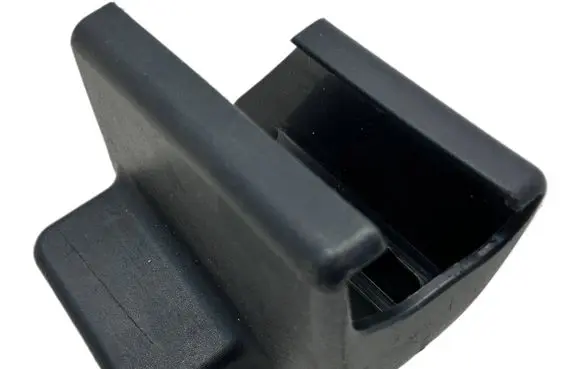 Toyota Avensis T270 Front driver seat rail trim 7213805040 72138-05040