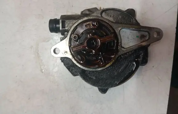 Volvo XC60 Vacuum pump 6G9N2A451AG