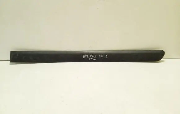 Toyota Avensis T220 Rear door trim (molding) 7574205070