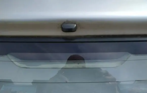 Toyota Avensis Verso Third/center stoplight