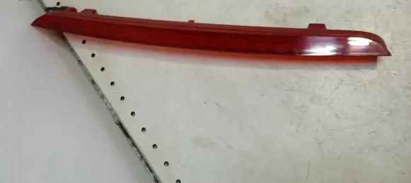 Audi Q3 8U Third/center stoplight 8U0945097