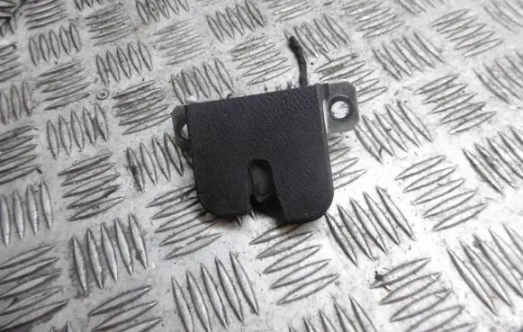 Seat Ibiza II (6k) Tailgate exterior lock 6L6827505