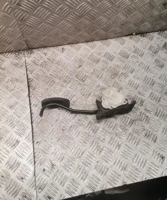 Volvo S80 Accelerator throttle pedal 9206836