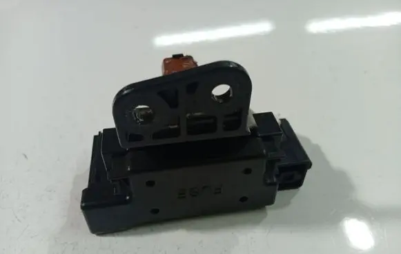 Toyota Avensis T250 Fuse box set