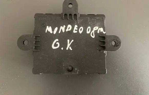 Ford Mondeo MK IV Door control unit/module 7G9T14B534BE 14C236BA 0507918400