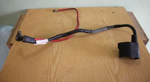 Volkswagen PASSAT B6 Positive cable (battery) 1K0971228L