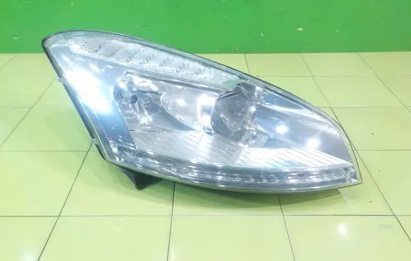 Citroen C4 Grand Picasso Headlight/headlamp PRZOD