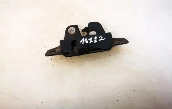 Peugeot 206 Tailgate/trunk/boot lock/catch/latch