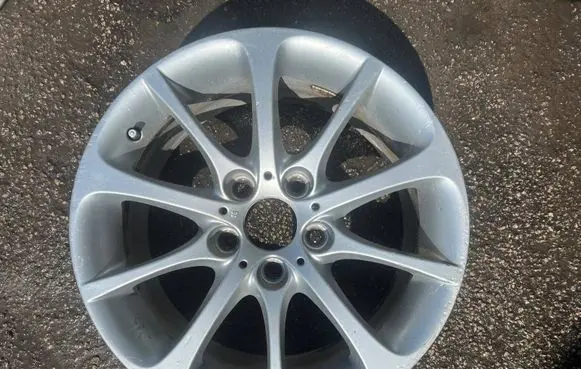 R17 alloy rim