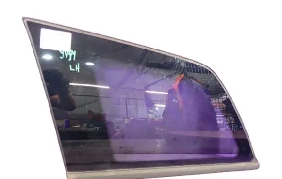 Opel Astra H Rear side window