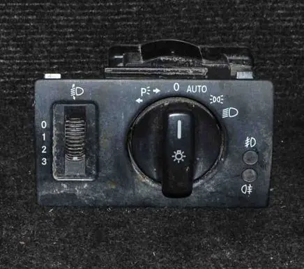 Mercedes-Benz B W245 Light switch A1695453004 32221501