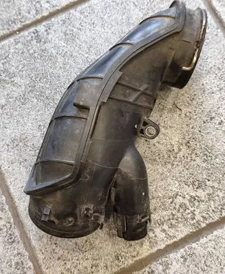 BMW X5 E70 Air intake duct part 7807493 13717807493
