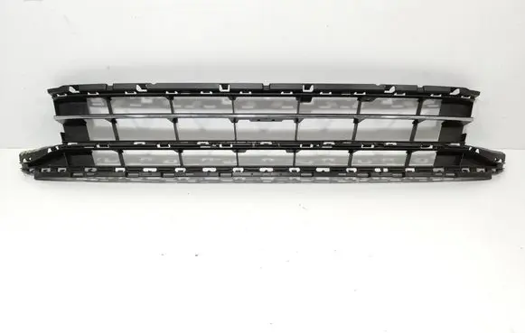 Volkswagen PASSAT B8 Front bumper lower grill 3G0853677A