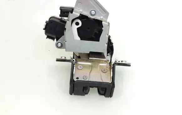 Mazda CX-5 Tailgate/trunk/boot lock/catch/latch C6728
