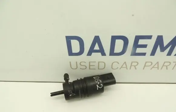 Chevrolet Cruze Windscreen/windshield washer pump 13250356 3240115 DS2