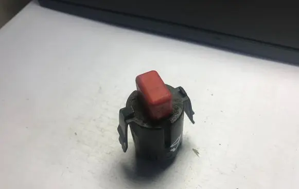 Opel Kadett D Hazard light switch 90069102