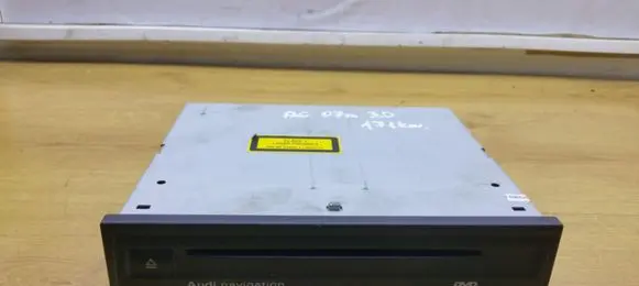 Audi A6 S6 C6 4F Navigation unit CD/DVD player 4E0919887M 4E0910887T
