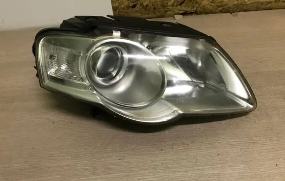 Volkswagen PASSAT B6 Headlight/headlamp 3C0941006Q