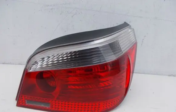 BMW 5 E60 E61 Tailgate rear/tail lights 7165738