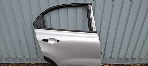 Fiat 500X Rear door 