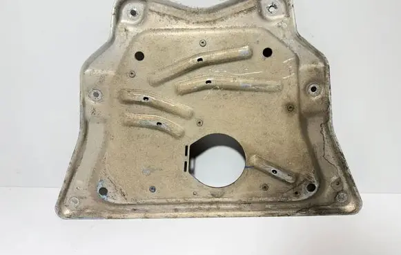 BMW X5 F15 Engine splash shield/under tray 6853814