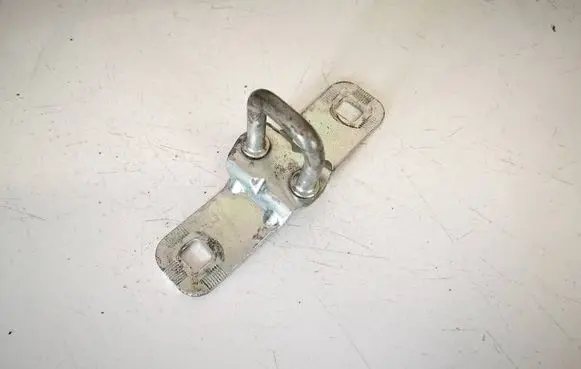 Ford Ka Rear door lock loop/hook striker b805