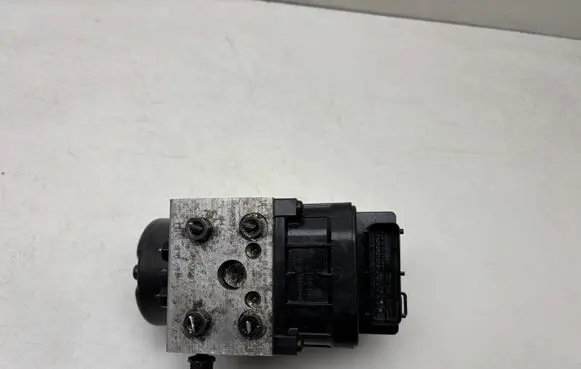 Volkswagen PASSAT B5 ABS Pump 8E0614111AB 0265216559