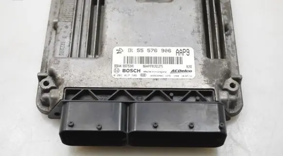 Opel Insignia A Engine control unit/module 55576906