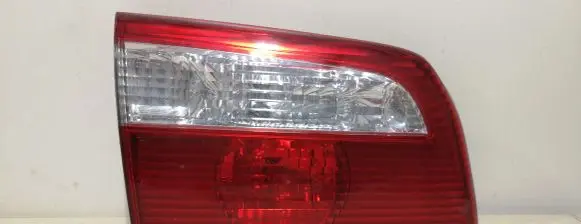 Mazda 626 Tailgate rear/tail lights P0662