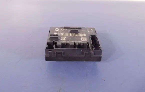 Audi A4 S4 B8 8K Central locking relay 8K0959792D
