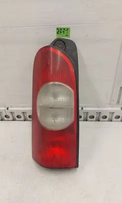 Renault Master II Rear/tail lights 8200171472