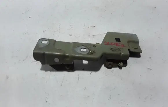 Renault Zoe Fender mounting bracket 901276249R