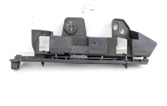Opel Zafira C Front bumper mounting bracket 13356870 000193235