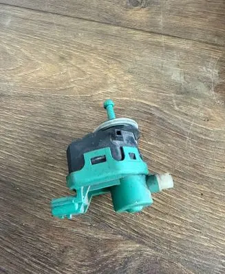 Renault Master III Headlight level adjustment motor 8200501939