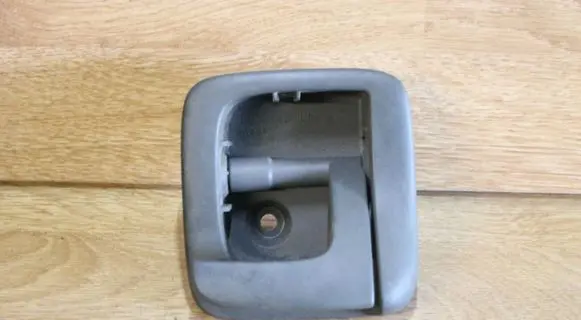 Volvo V70 Engine bonnet (hood) release handle 8650740